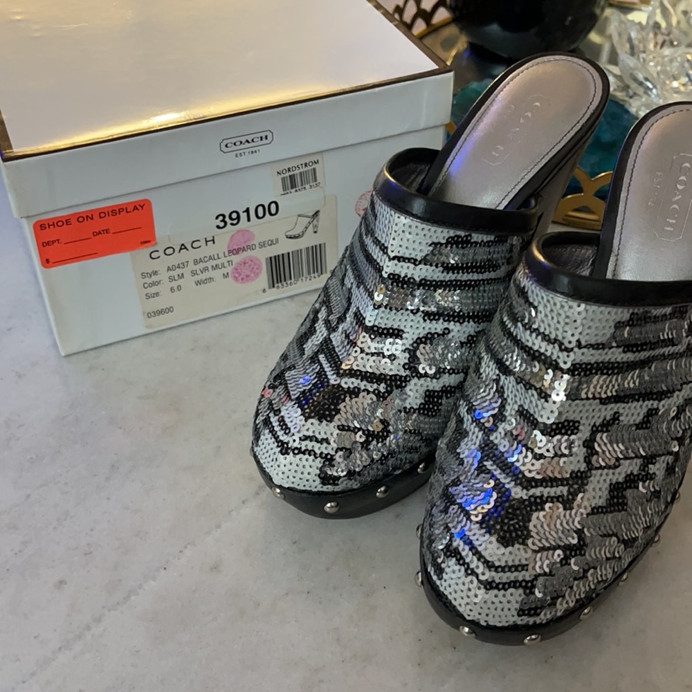 Coach Clogs, worn once.  Like new ✨✨ - Picture 4 of 4